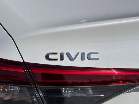 Used 2023 Honda Civic LX image 12