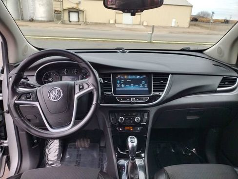 Used 2021 Buick Encore Preferred image 29