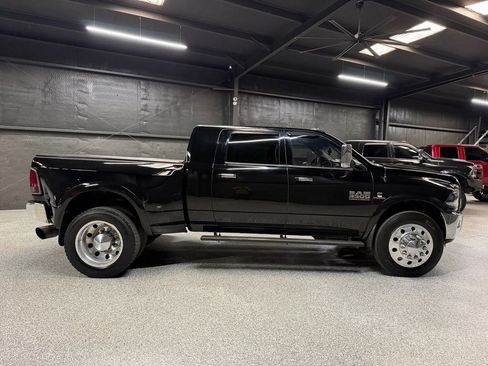 Used 2014 RAM 3500 Laramie w/ Cold Weather Group AWD/4WD image 6