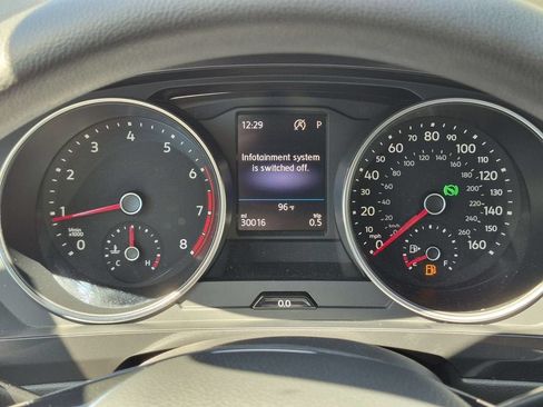 Used 2021 Volkswagen Tiguan S FWD image 12