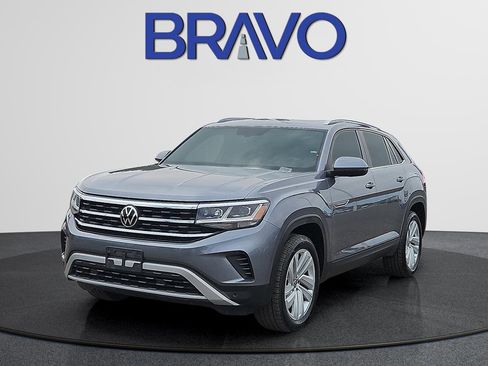 Used 2021 Volkswagen Atlas Cross Sport SE FWD image 1