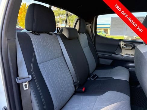 Used 2023 Toyota Tacoma TRD Off-Road image 20