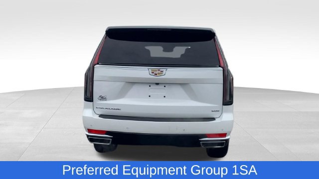 Used 2023 Cadillac Escalade ESV Luxury AWD/4WD image 8