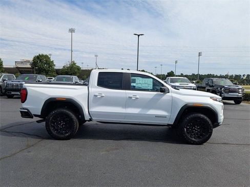 New 2026 GMC Canyon Elevation w/ Convenience Package image 2