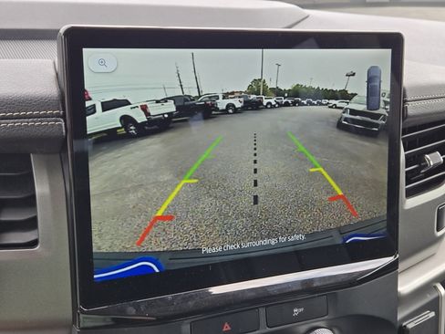 Used 2023 Ford Expedition XLT RWD image 29