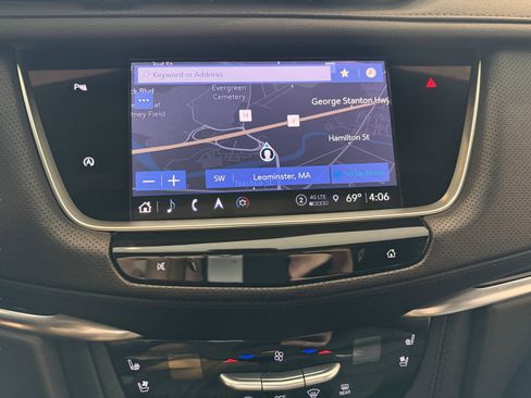Used 2025 Cadillac XT5 Premium Luxury AWD/4WD image 5