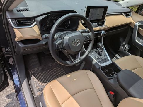 Used 2025 Toyota RAV4 XLE Premium AWD/4WD image 13