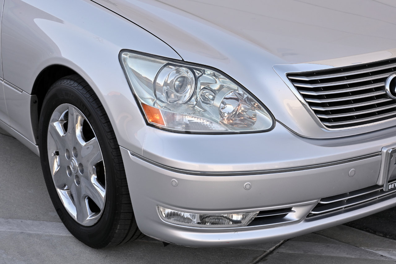 Used 2004 Lexus LS 430 w/ Modern Luxury Pkg RWD image 33