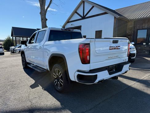 Used 2019 GMC Sierra 1500 AT4 w/ AT4 Premium Package image 3