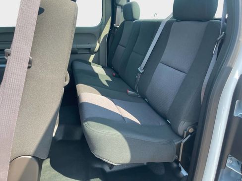 Used 2012 Chevrolet Silverado 1500 W/T image 8