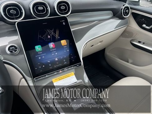 Certified 2025 Mercedes-Benz GLC 300 4MATIC image 19