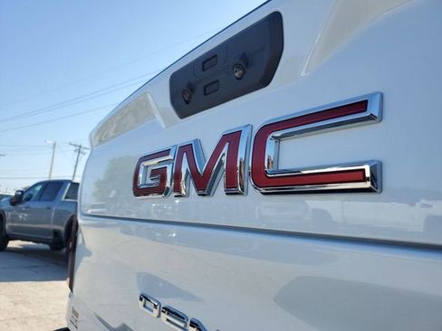 New 2026 GMC Sierra 2500 Denali w/ Denali Reserve Package AWD/4WD image 7