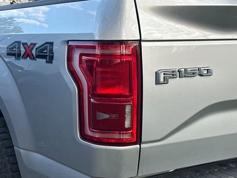 Used 2015 Ford F150 XLT w/ Equipment Group 302A Luxury AWD/4WD image 10