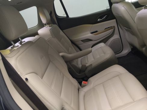 Used 2019 GMC Acadia Denali w/ Technology Package FWD image 19