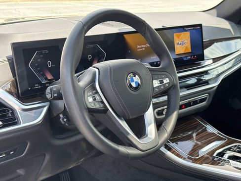 Used 2026 BMW X5 xDrive40i AWD/4WD image 2
