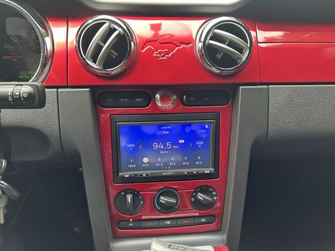 Used 2007 Ford Mustang GT RWD image 22