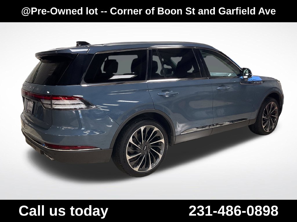 Used 2025 Lincoln Aviator Reserve w/ Equipment Group 201A AWD/4WD image 5