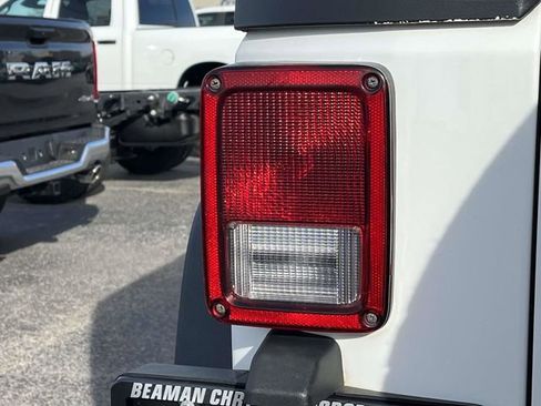 Used 2015 Jeep Wrangler Sport w/ Quick Order Package 24S image 10