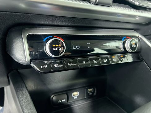 Used 2022 Kia K5 LXS image 24