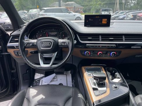 Used 2017 Audi Q7 3.0T Premium AWD/4WD image 12