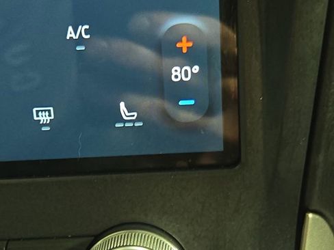 Used 2022 Ford Edge SEL w/ Sport Appearance Package image 28