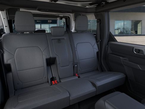 New 2025 Ford Bronco Badlands w/ Sasquatch Package image 11