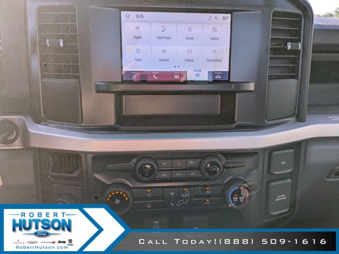New 2025 Ford F350 XL w/ 360-Degree Camera Package image 17