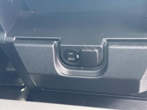 Used 2022 Ford F150 XL w/ Equipment Group 101A High AWD/4WD image 13
