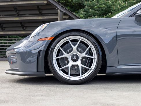 Certified 2025 Porsche 911 GT3 RWD image 13