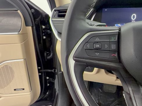 Used 2021 Jeep Grand Cherokee L Limited RWD image 18