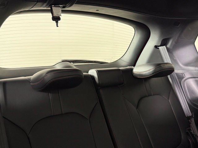 Used 2024 Honda Pilot TrailSport image 29