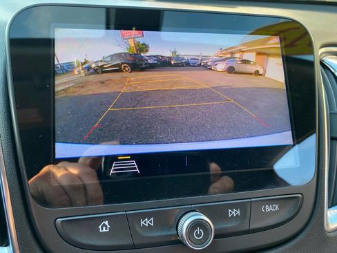Used 2019 Chevrolet Malibu LT image 5