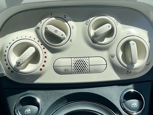 Used 2019 FIAT 500 Pop FWD image 13