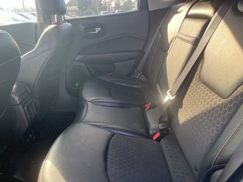 Used 2020 Jeep Compass Latitude w/ Popular Equipment Group image 9