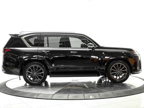 Used 2024 Lexus LX 600 F Sport AWD/4WD image 5