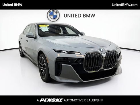 Used 2026 BMW 740i RWD image 3