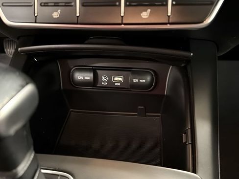 Used 2020 Kia Sorento S FWD image 22