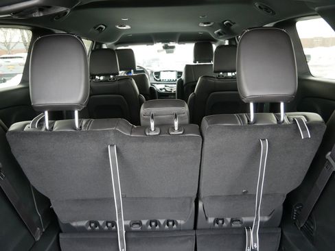 New 2026 Chrysler Voyager LX image 11