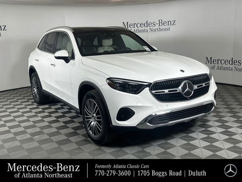 Certified 2026 Mercedes-Benz GLC 300 image 1