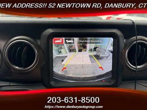 Used 2021 Jeep Wrangler Unlimited Rubicon AWD/4WD image 24