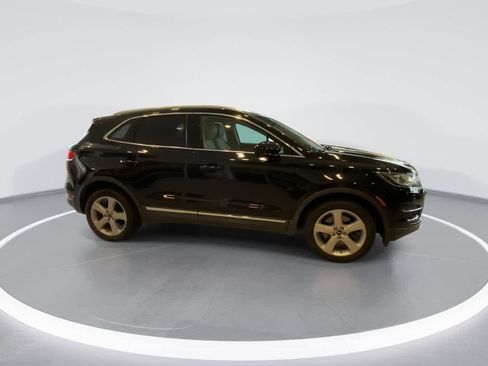 Used 2017 Lincoln MKC Premiere AWD/4WD image 9