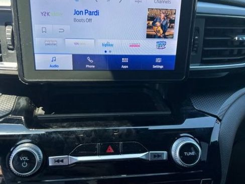 Used 2022 Ford Explorer ST w/ ST Street Pack AWD/4WD image 15