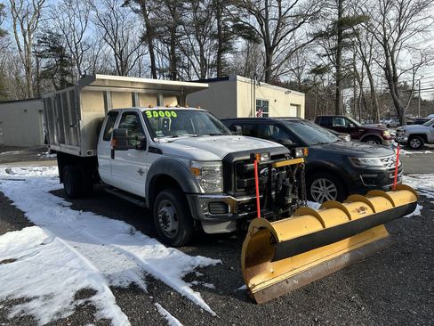Used 2011 Ford F550 4x4 SuperCab Super Duty w/ Payload Upgrade Pkg image 1