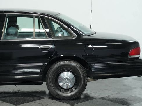 Used 1997 Ford Crown Victoria Police Interceptor image 21