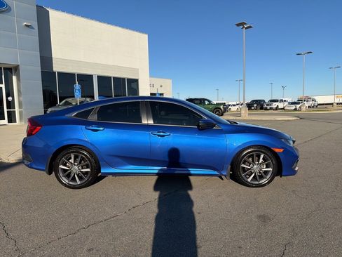 Used 2021 Honda Civic EX image 2