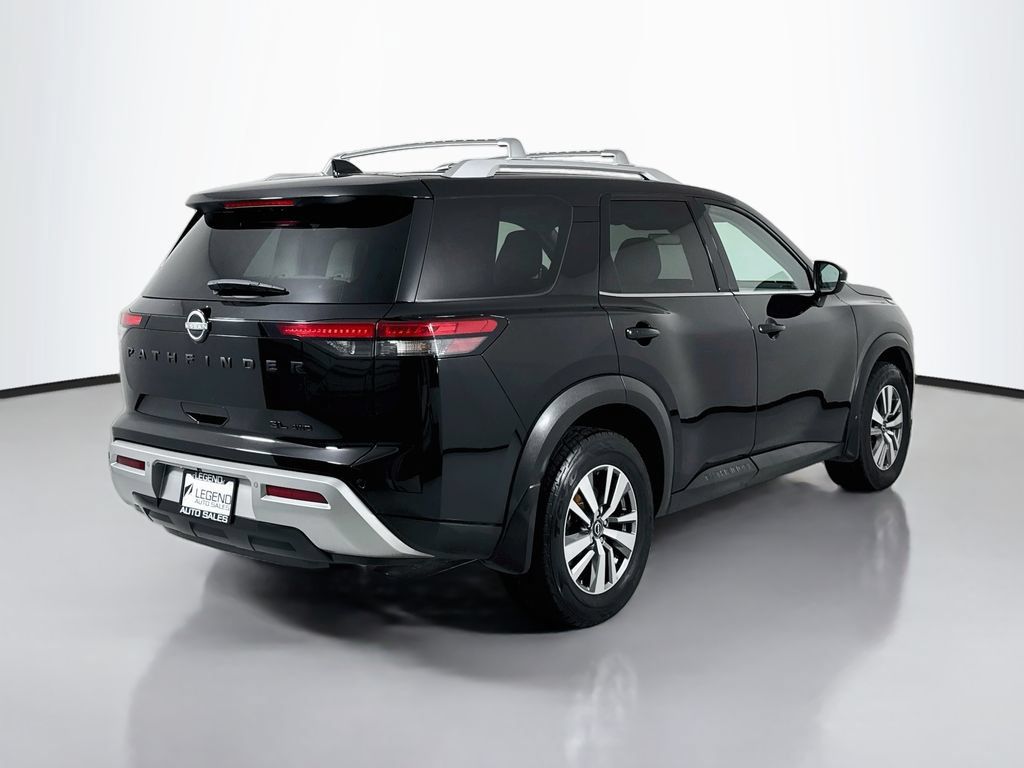 Used 2023 Nissan Pathfinder SL w/ Black Appearance Package AWD/4WD image 5