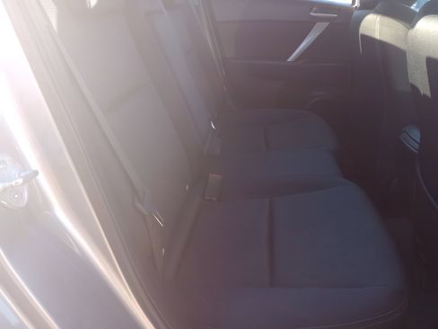 Used 2010 MAZDA MAZDA3 s Sport image 14