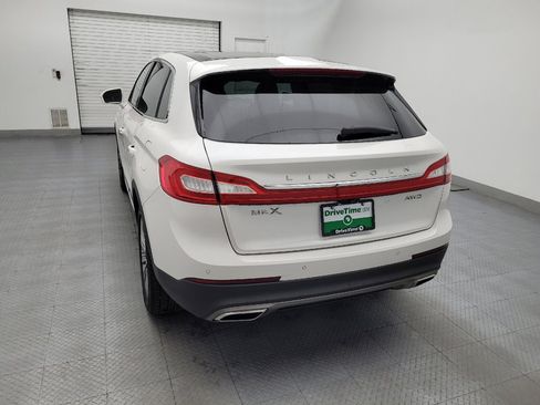 Used 2017 Lincoln MKX Reserve w/ Lincoln MKX Climate Package AWD/4WD image 6