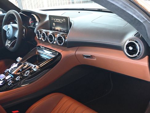 Used 2016 Mercedes-Benz AMG GT S image 34
