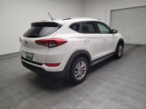 Used 2017 Hyundai Tucson SE w/ SE Popular Package 02 FWD image 9